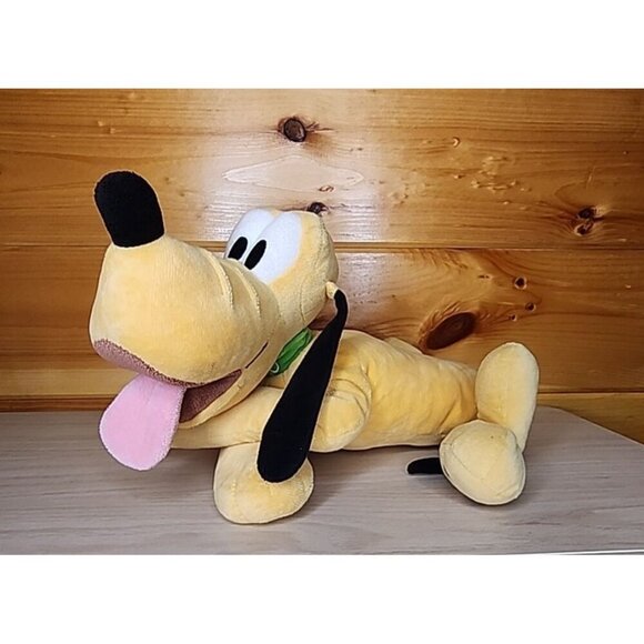 Disneyland Floppy Laying Down 15" Pluto With Green Collar - Picture 7 of 16